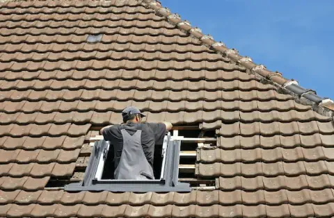 Pose de velux - Chasné-sur-Illet
